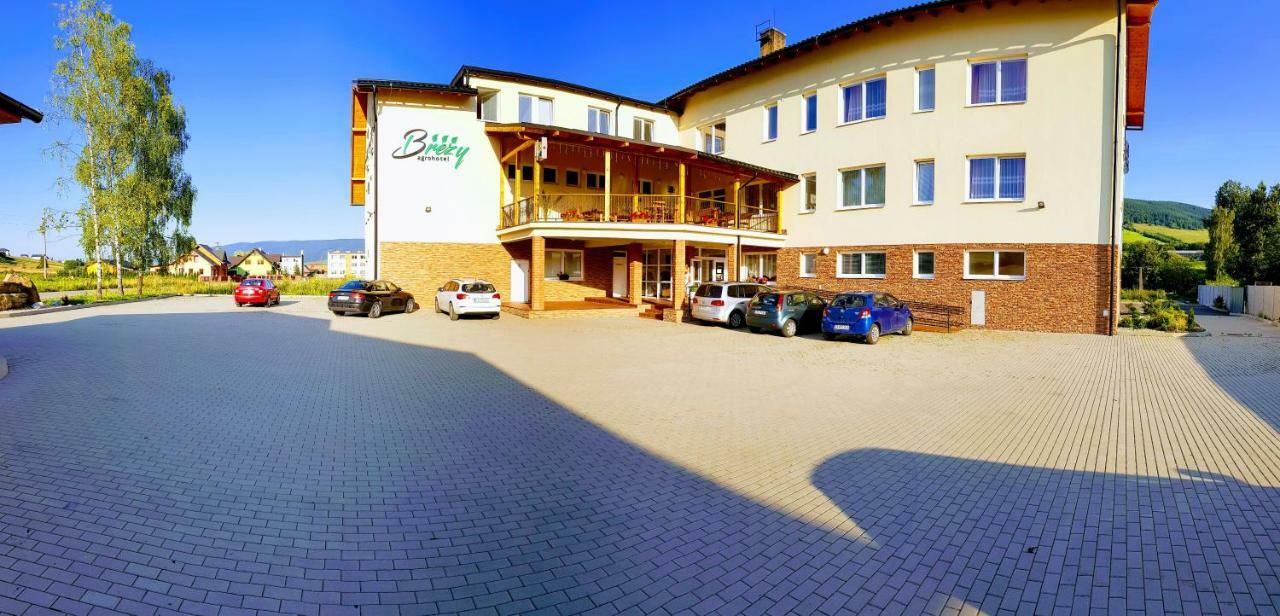Agrohotel Tri Brezy Hrustin Bagian luar foto