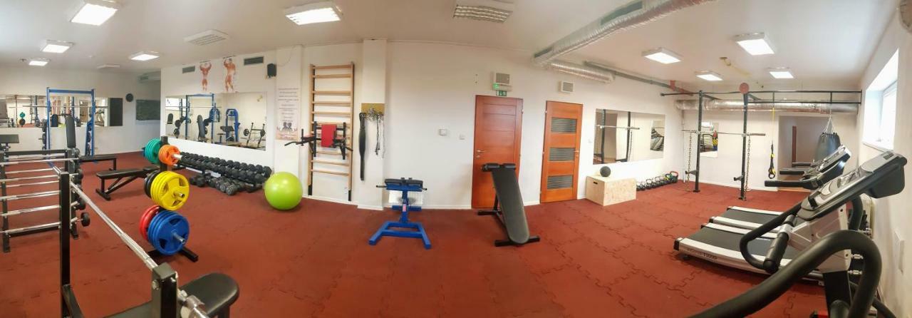 Agrohotel Tri Brezy Hrustin Bagian luar foto